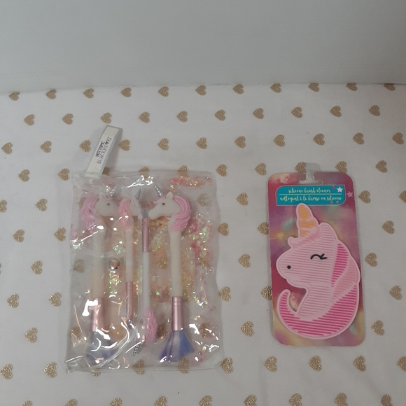 Hot Topic Other - *NWT* Unicorn Makeup Brushes & Brush Cleaner